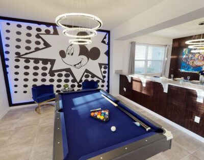 Amazing 9 bedrooms Villa with Pool – Solara Resort